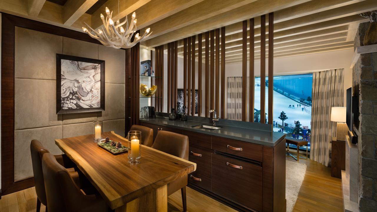 Aspen Chalets By Kempinski Hotel Mall Of The Emirates Dubai Bagian luar foto
